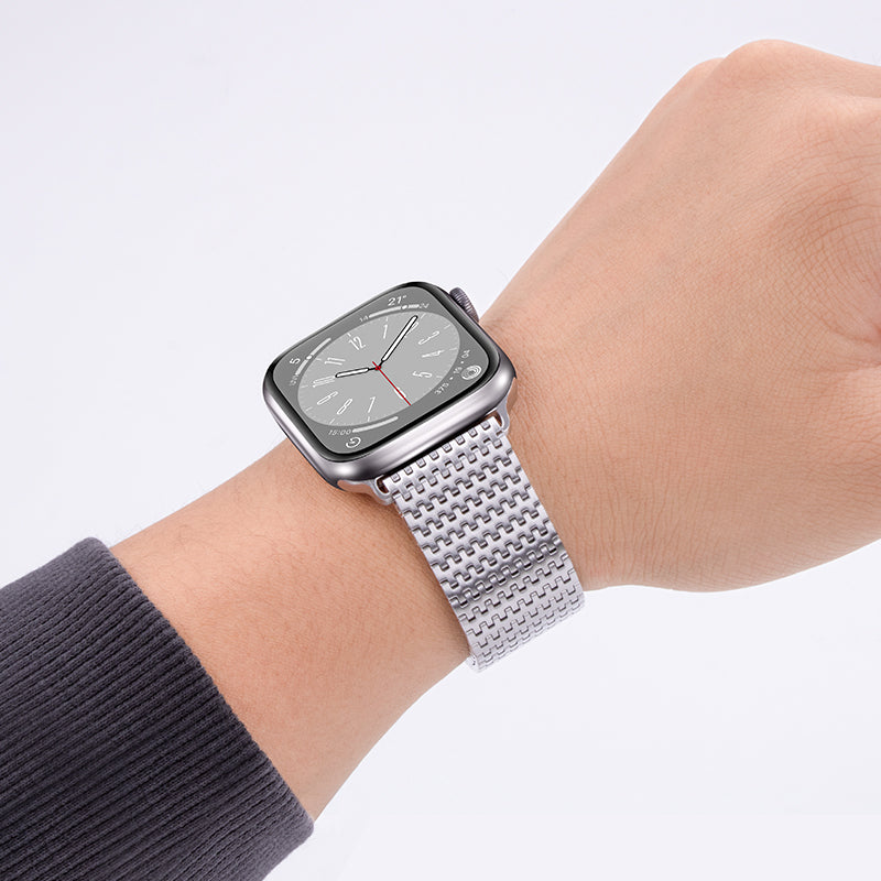 2024 Handwoven Magnetic Curve Chain Metal Watch Band for Apple Watch