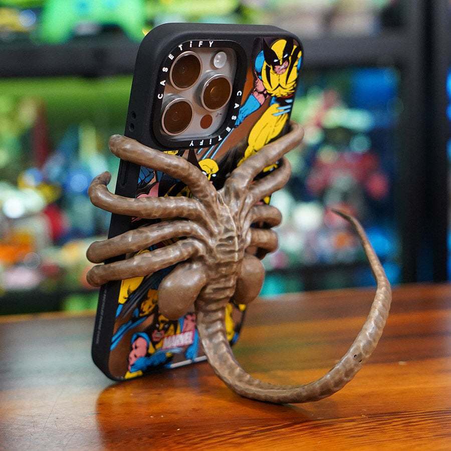 🚀 Facehugger Phone Holder